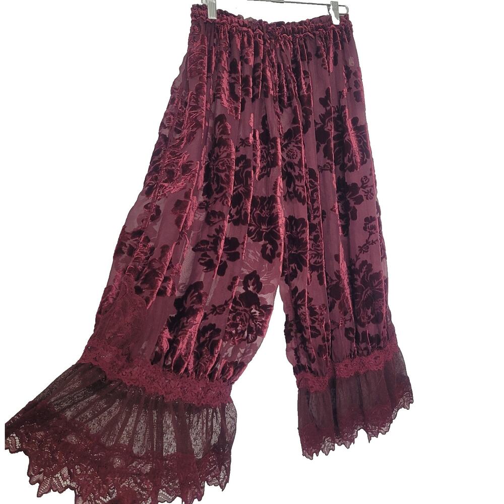 Free People Forever Young Velvet Burnout Bloomer Pants Sz M Red Whimsigoth Vamp